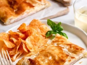 Ham-and-Cheese-Puff-Pastry-5.jpg Ham-and-Cheese-Puff-Pastry-5.jpg