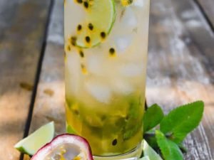 Passion-Fruit-Mojito-1-2-720×1024-1.jpg Passion-Fruit-Mojito-1-2-720x1024-1.jpg
