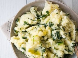 how-to-cook-spinach-with-potatoes-spinach-mashed-potatoes-recipe-Irish-colcannon-6.jpg how-to-cook-spinach-with-potatoes-spinach-mashed-potatoes-recipe-Irish-colcannon-6.jpg